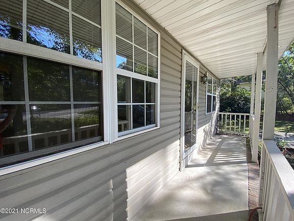 3rd image of 113 Chapel Greens Pl