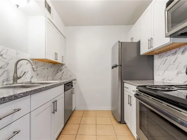 400 W 35th St APT 103, Austin, TX 78705
