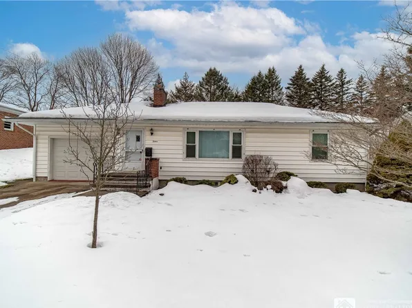 12 Snell Pl, Jamestown, NY 14701