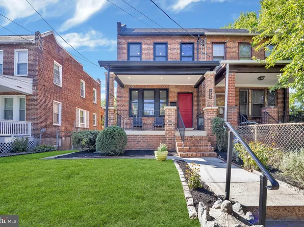 903 Kearny St NE, Washington, DC 20017