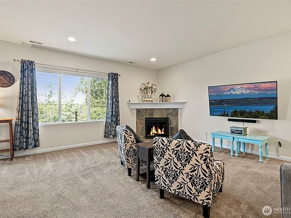 5th image of 15216 79th Avenue E
