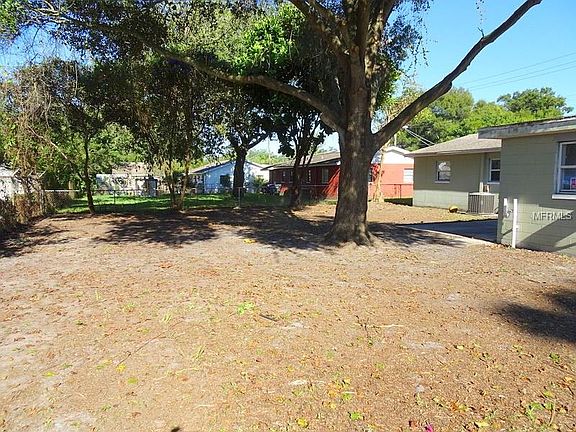 4th image of 803 Papaya Dr