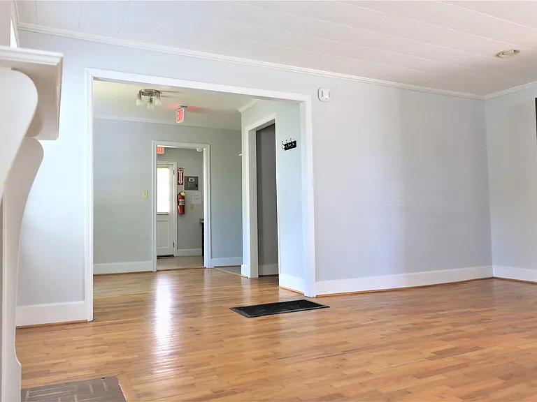 3978 Clairmont Rd — Photo 3