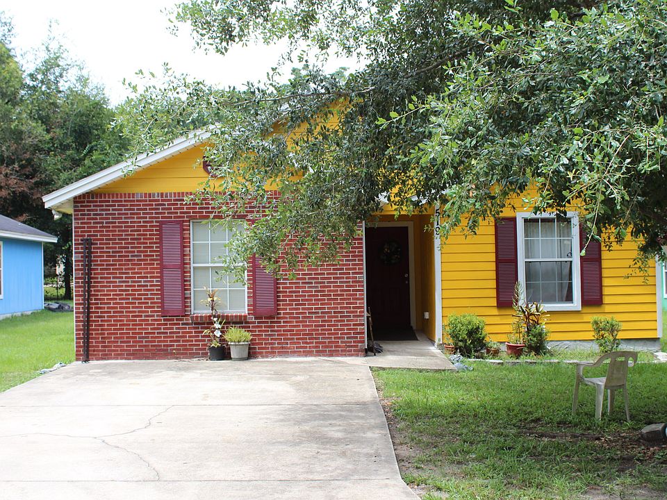 1st image of 519 E 55TH Street