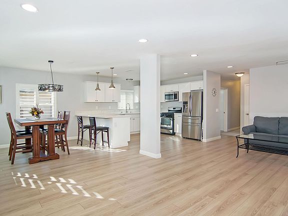 4th image of 2226 31st St