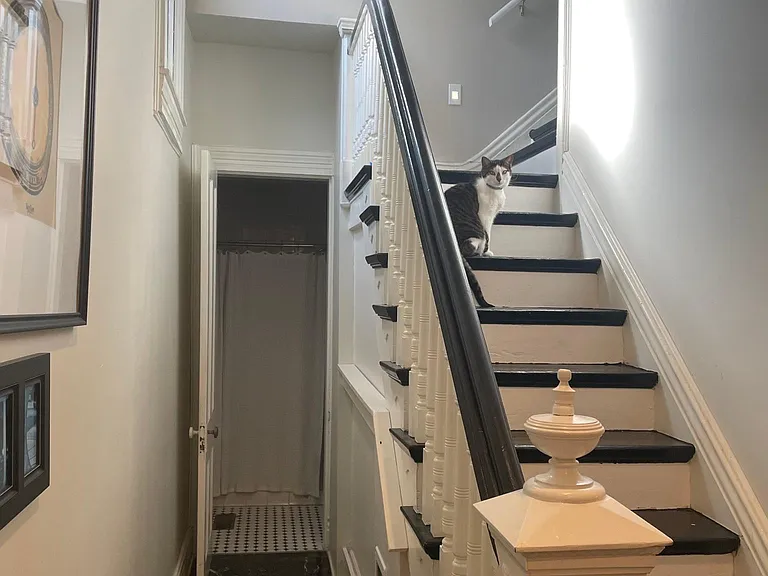 1303 Morton Ave — Photo 28