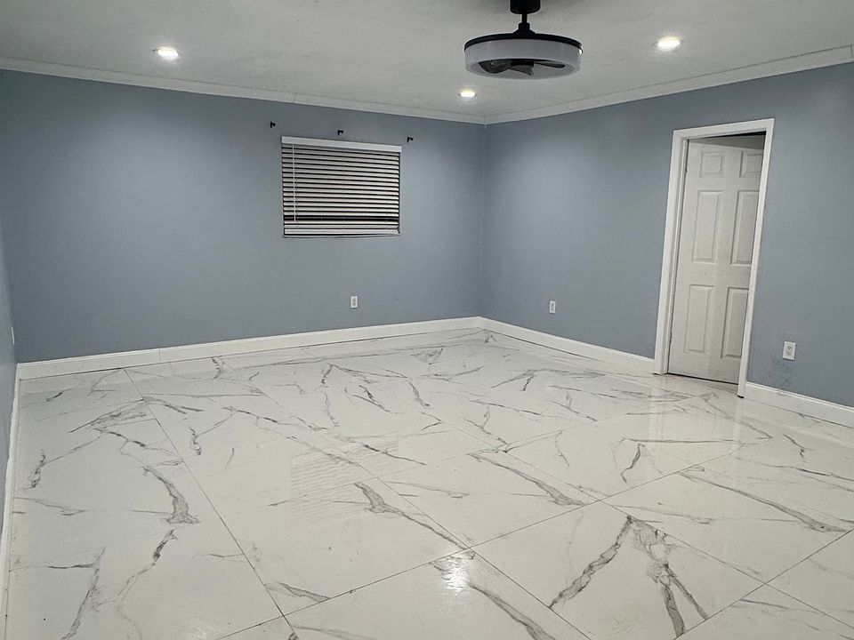 1st image of 15775 N Miami Ave #4