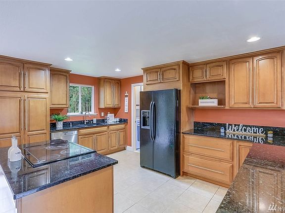 The kitchen!  Ample counter space and gorgeous cabinets.
