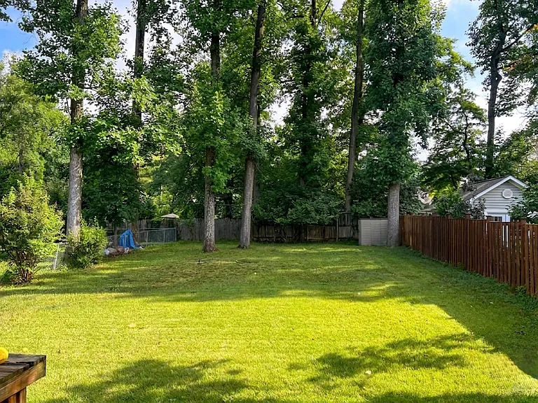 741 Beall Ave — Photo 17