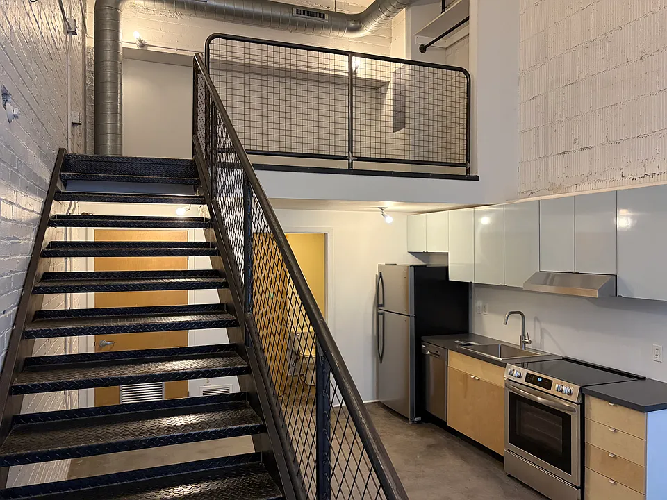 LUNA Lofts