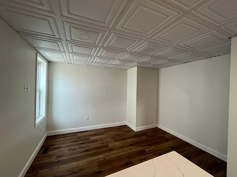 820 Main St — Photo 11