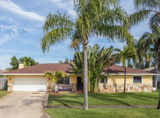 1190 Bay Dr E, Indian Harbour Beach, FL 32937