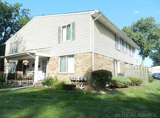 24413 Quad Park Ln, Clinton Township, MI 48035