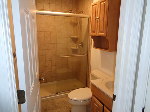 2nd image of 1501 Bayberry Ln