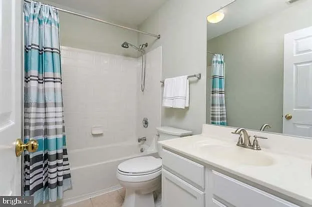 8743 Stonehouse Dr — Photo 13