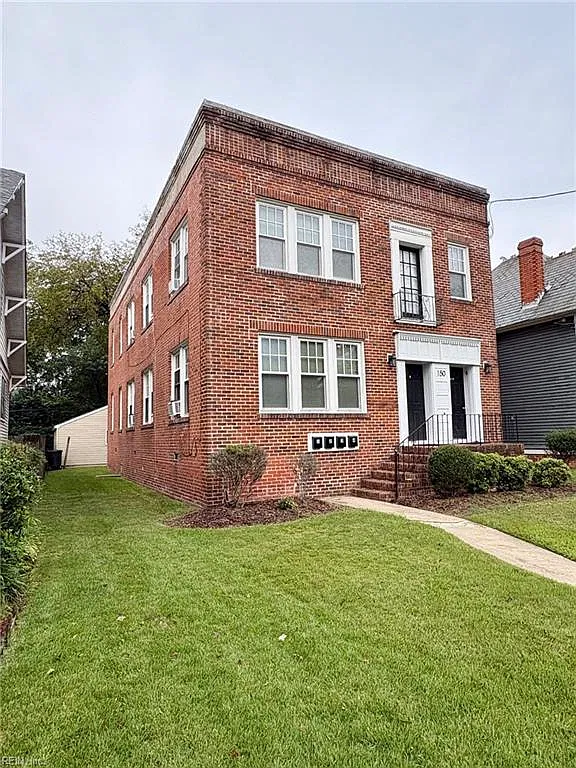 150 Florida AVE — Photo 1