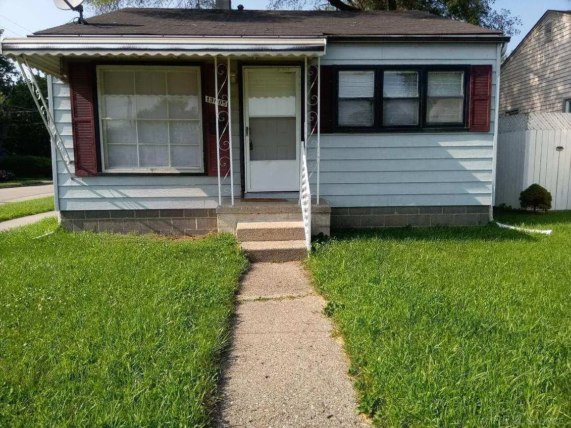 13005 Sidonie Ave photo 1