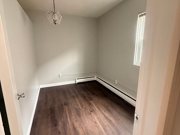 3rd image of 50 Cortland Pl #L2