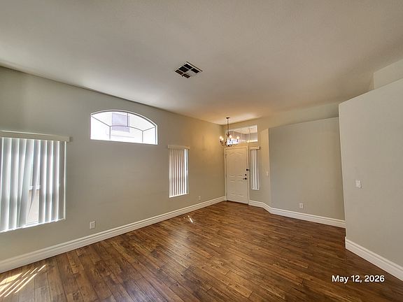 2nd image of 10124 Hill Country Ave