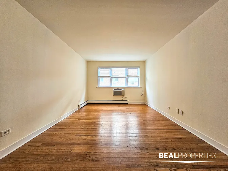 625 W Wrightwood — Photo 23