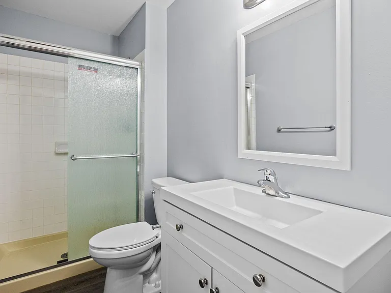 1392 Argyle Way — Photo 9