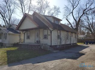 811 Sibley Rd, Toledo, OH 43615
