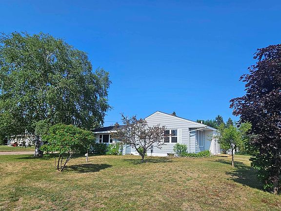 2nd image of 6 E Jackpine St