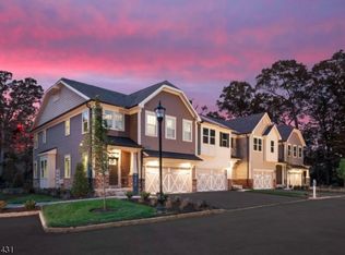 5 Albie Dr, Mountain Lakes, NJ 07046