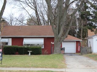 11 N Clifton Ave, Elgin, IL 60123
