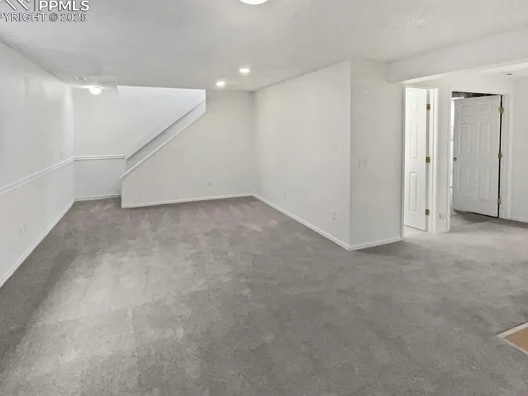 4785 Live Oak Dr — Photo 7