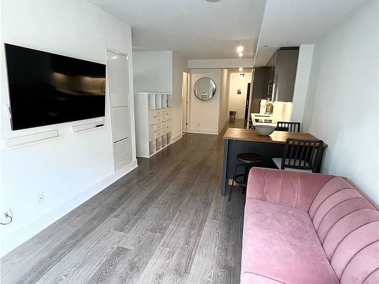 403 Church St #515 — Photo 8