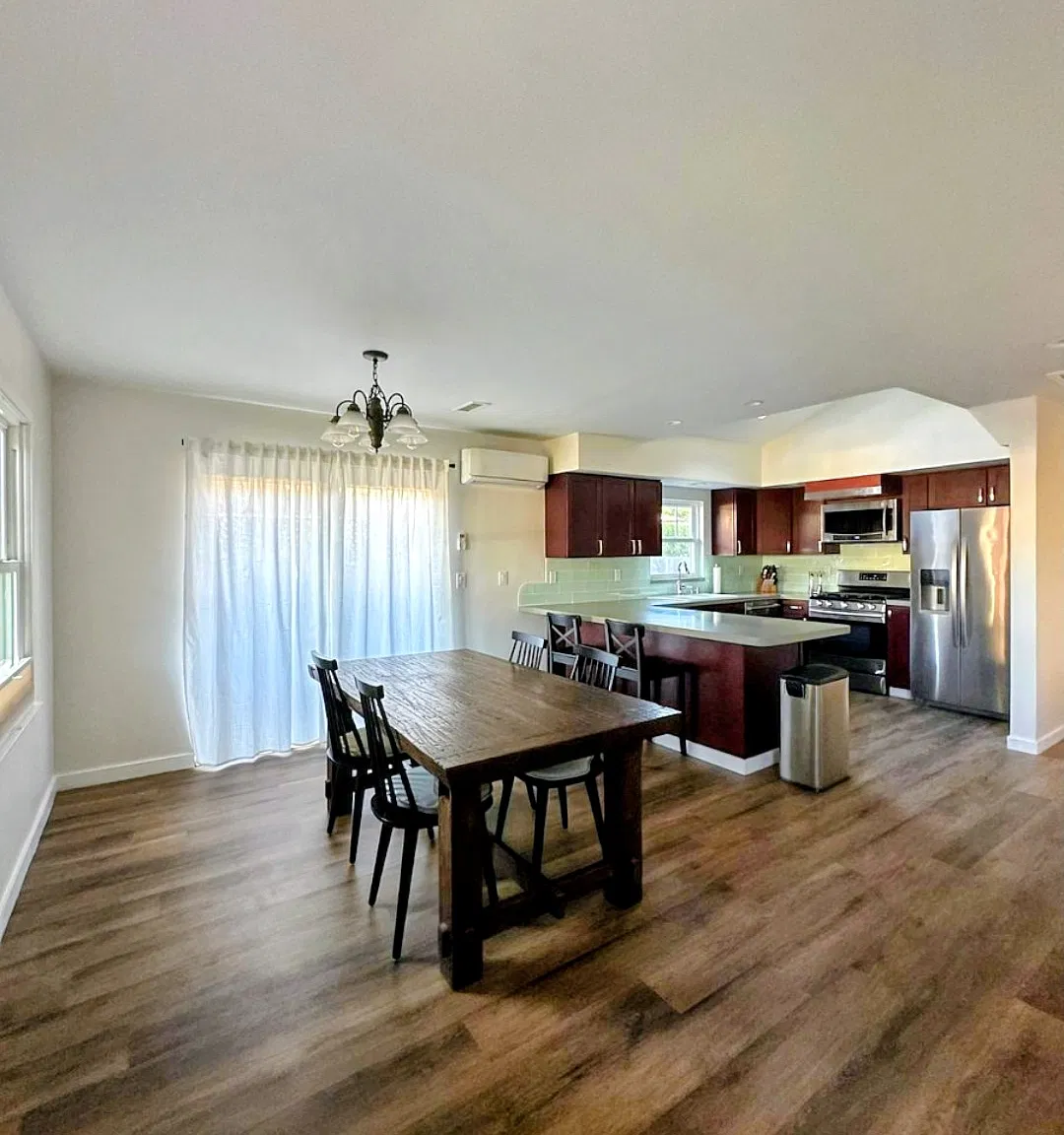 1504 Gordon St — Photo 4