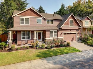 9033 SW Robert Gray Ln, Portland, OR 97225