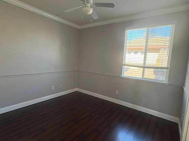 139 Ainger Cir — Photo 14