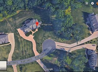 5 Carriage Ct, Warren, NJ 07059