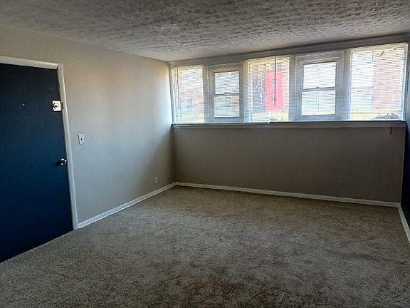5th image of 18915 Hilliard Blvd #A