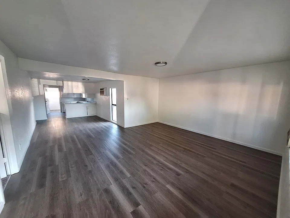 Stanislaus St