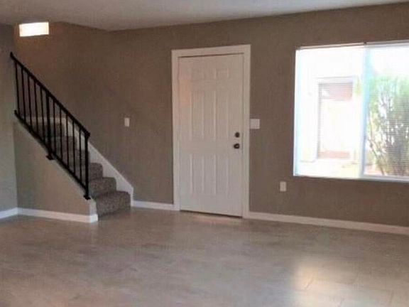 5th image of 6118 W MORTEN Avenue
