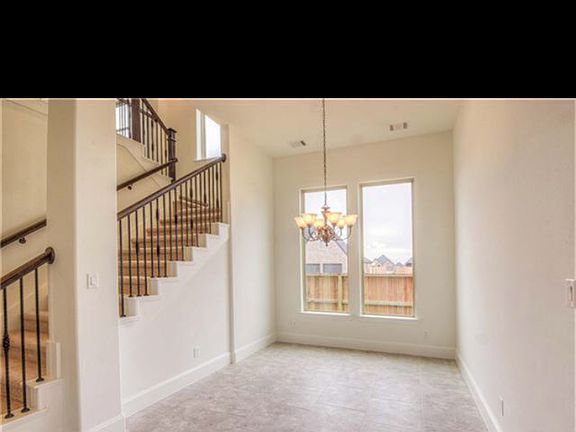 4th image of 2115 Angel Trumpet Dr