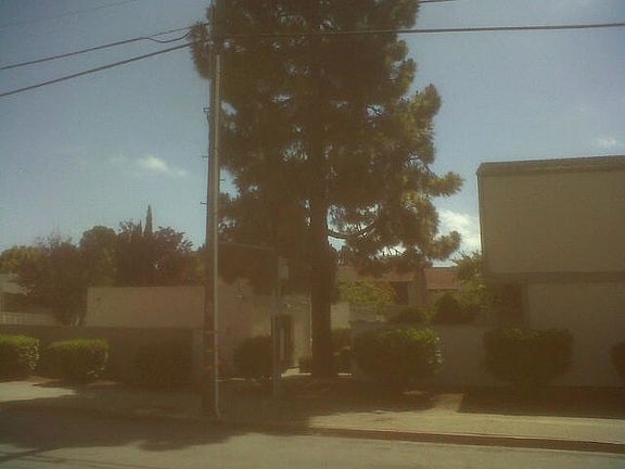 4th image of 2500 Fairway Dr