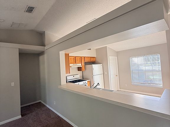 4th image of 13103 Baneberry Ct