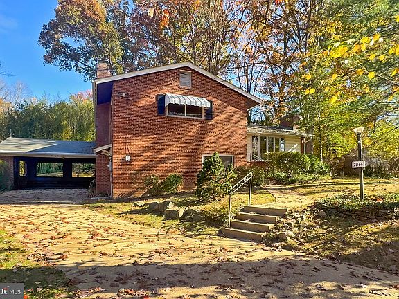 2nd image of 7014 Elvira Ct