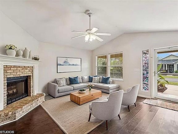 2nd image of 3775 NW 26th St