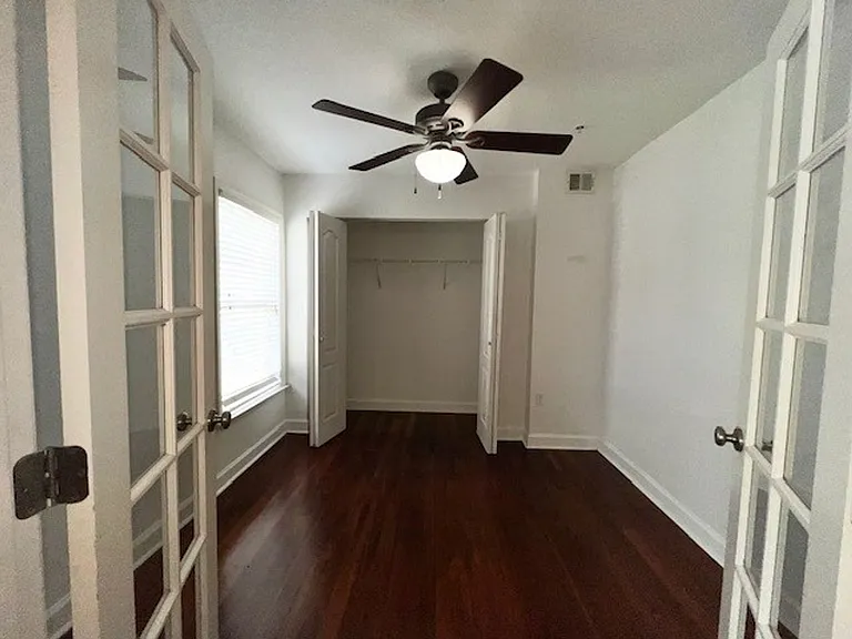 2071 Dixie Belle Dr #K — Photo 16
