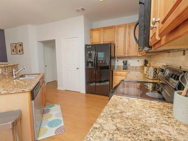 141 Mill Pond Xing #G4 — Photo 6