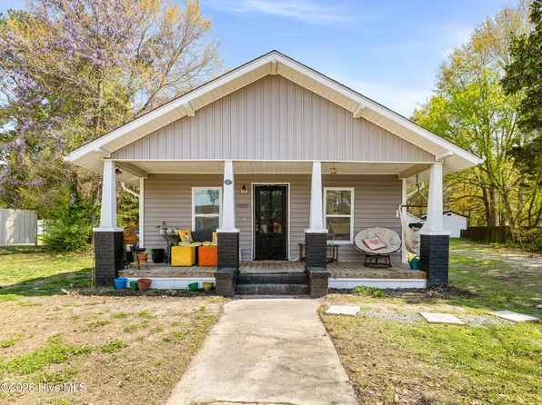 410 N Timberly Lane, Burgaw, NC 28425