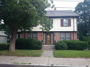 18 Churchill Rd, West Roxbury, MA 02132