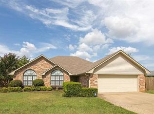 1113 Ashbourne Ln, Longview, TX 75605