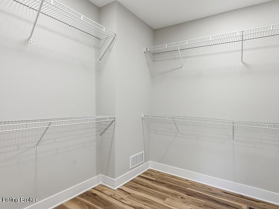 5th image of 113 Crutcher St