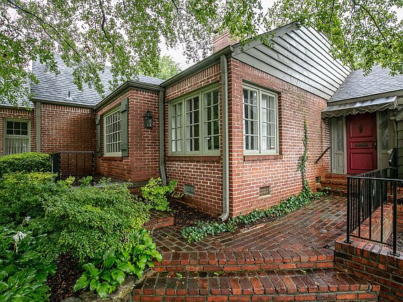 2nd image of 2522 S Birmingham Pl